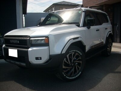 TOYOTA LAND CRUISER 250