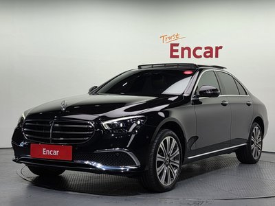 MERCEDES-BENZ E-CLASS - 1