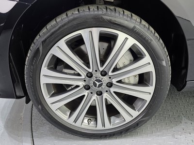 MERCEDES-BENZ E-CLASS - 6