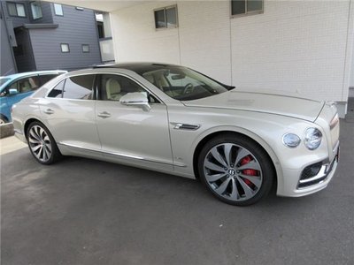 BENTLEY FLYING SPUR - 9