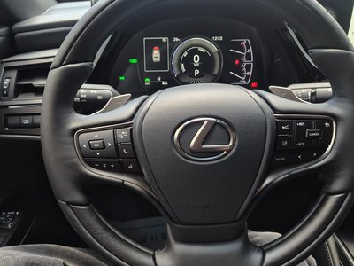 2026 Lexus ES — миниатюра 12