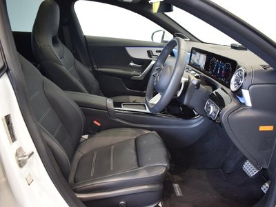 MERCEDES-BENZ CLA - 7