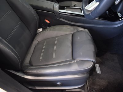 MERCEDES-BENZ CLA - 8