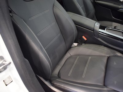 MERCEDES-BENZ CLA - 9
