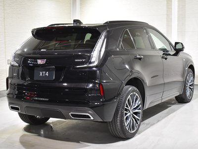 CADILLAC XT4 - 9
