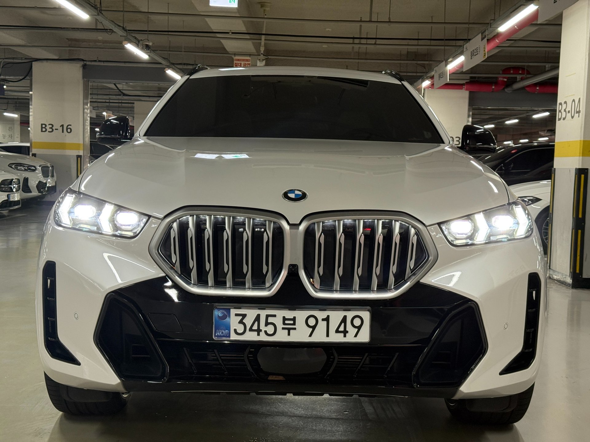 BMW X6 - View 1