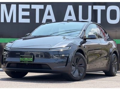 2025 Tesla MODEL Y — фото 1