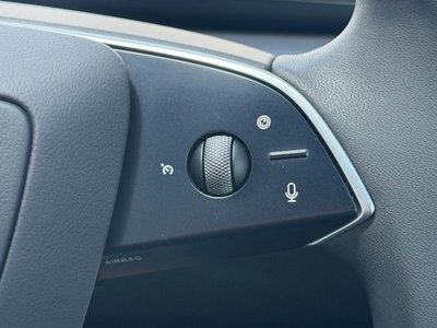 2025 Tesla MODEL Y thumbnail 43