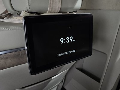 2020 Genesis G90 — миниатюра 29