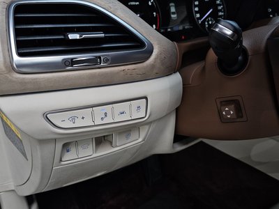 2020 Genesis G90 — миниатюра 25