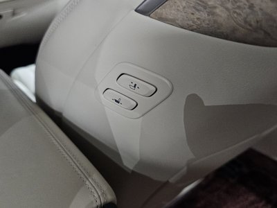 2020 Genesis G90 — миниатюра 26
