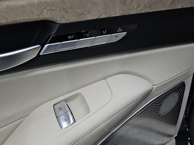 2020 Genesis G90 — миниатюра 35