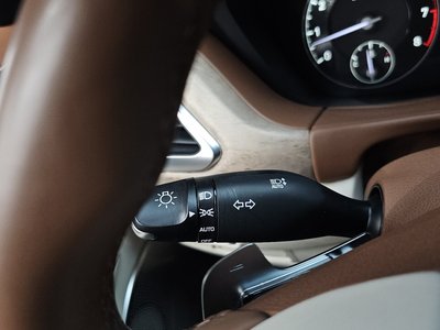 2020 Genesis G90 — миниатюра 36
