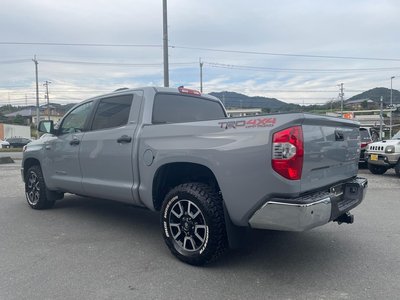 TOYOTA TUNDRA - 7