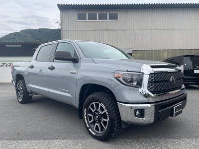 TOYOTA TUNDRA - 3