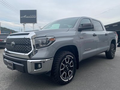 TOYOTA TUNDRA - 1