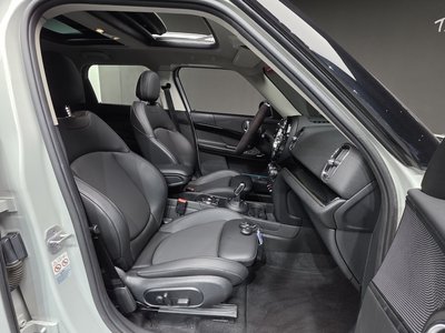 MINI COUNTRYMAN - 10