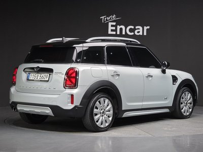 MINI COUNTRYMAN - 5