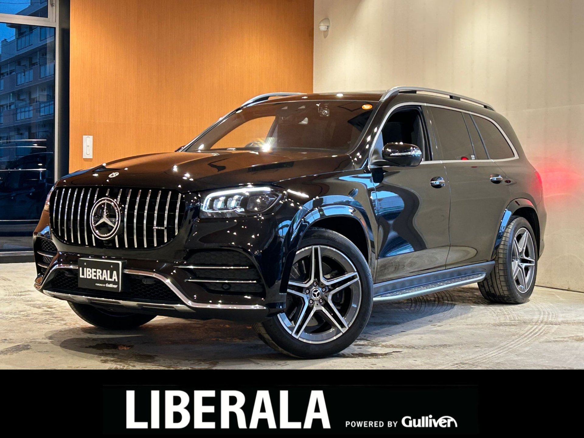 MERCEDES-BENZ GLS - View 1