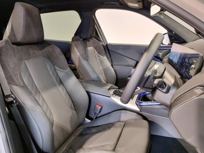2025 BMW X3 — миниатюра 21