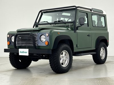 LAND ROVER DEFENDER - 9