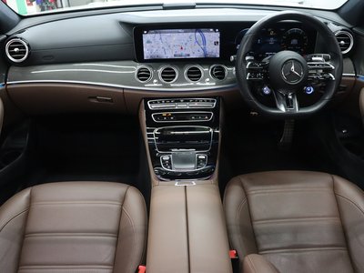 2022 Mercedes-BENZ E-CLASS AMG 照片 4