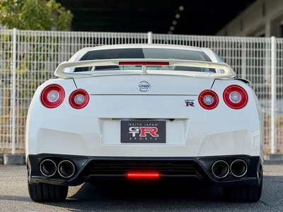 NISSAN GT-R - 3