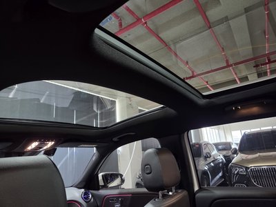 MERCEDES-BENZ GLB - 10