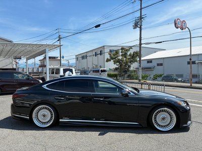 صورة 9 لـ 2021 Lexus LS