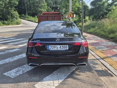 صورة 7 لـ 2025 Mercedes-BENZ E-CLASS