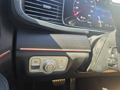 صورة 8 لـ 2023 Mercedes-BENZ GLE