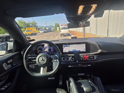 صورة 6 لـ 2023 Mercedes-BENZ GLE