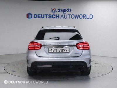 MERCEDES-BENZ GLA - 3