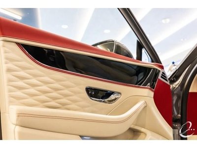 صورة 7 لـ 2024 Bentley FLYING SPUR