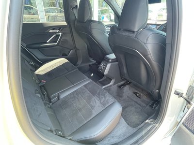 2025 BMW X1 缩略图 19