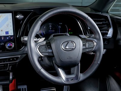 صورة مصغرة 49 لـ 2023 Lexus RX