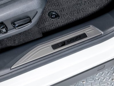 صورة مصغرة 48 لـ 2023 Lexus RX