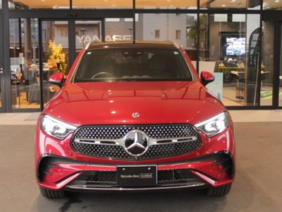 2025 Mercedes-BENZ GLC photo 2