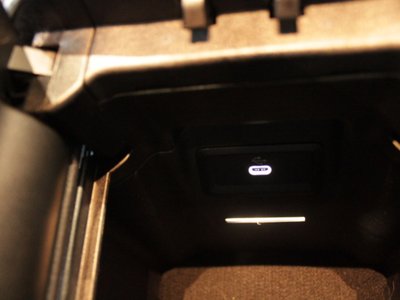 2025 Mercedes-BENZ GLC — миниатюра 13