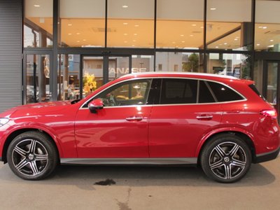 2025 Mercedes-BENZ GLC photo 3