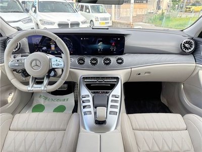 صورة 8 لـ 2021 Mercedes-BENZ GT AMG