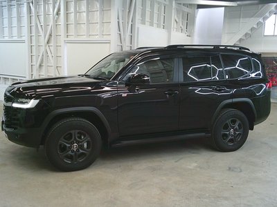 TOYOTA LAND CRUISER 300 - 4