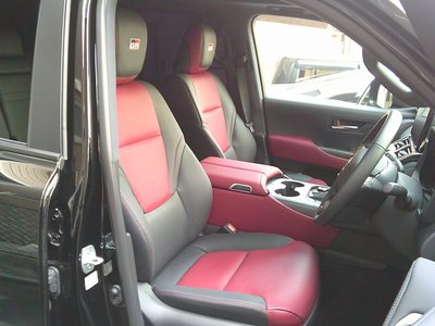 TOYOTA LAND CRUISER 300 - 9