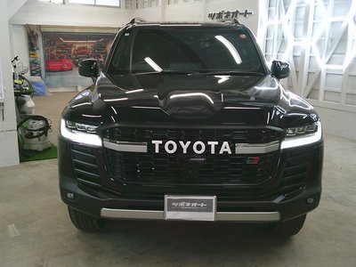 TOYOTA LAND CRUISER 300 - 2