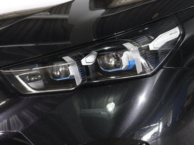 2025 BMW 5 SERIES photo 5