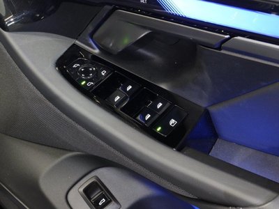 2025 BMW 5 SERIES — миниатюра 58