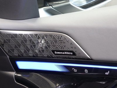 2025 BMW 5 SERIES — миниатюра 57