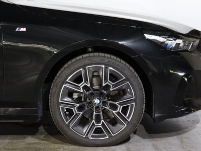 2025 BMW 5 SERIES — миниатюра 62