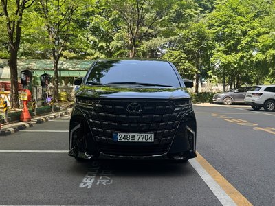TOYOTA ALPHARD - 1