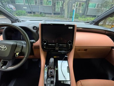 TOYOTA ALPHARD - 4